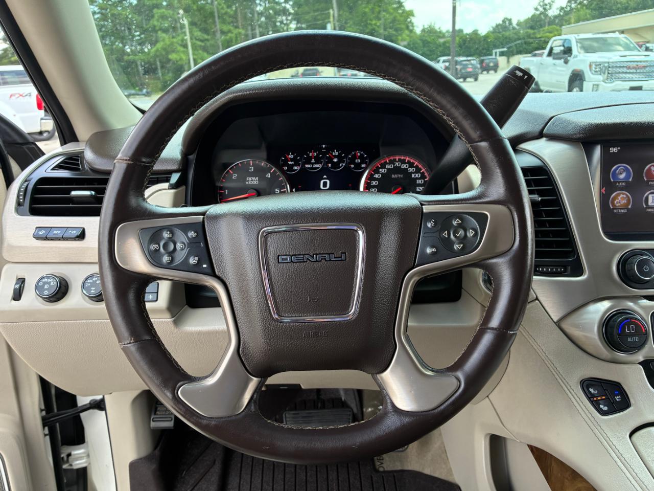 GMC Yukon Denali 2015