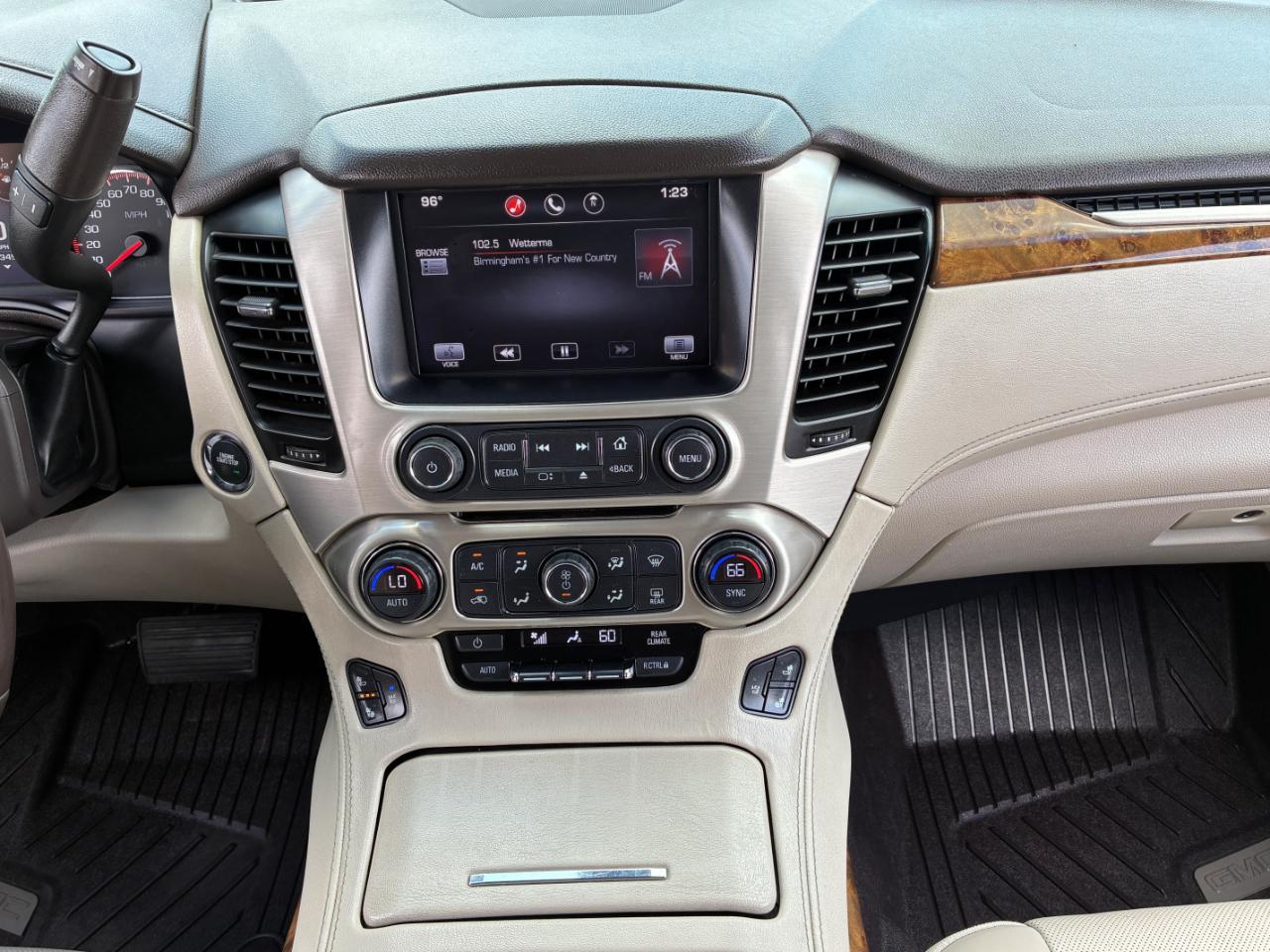 GMC Yukon Denali 2015