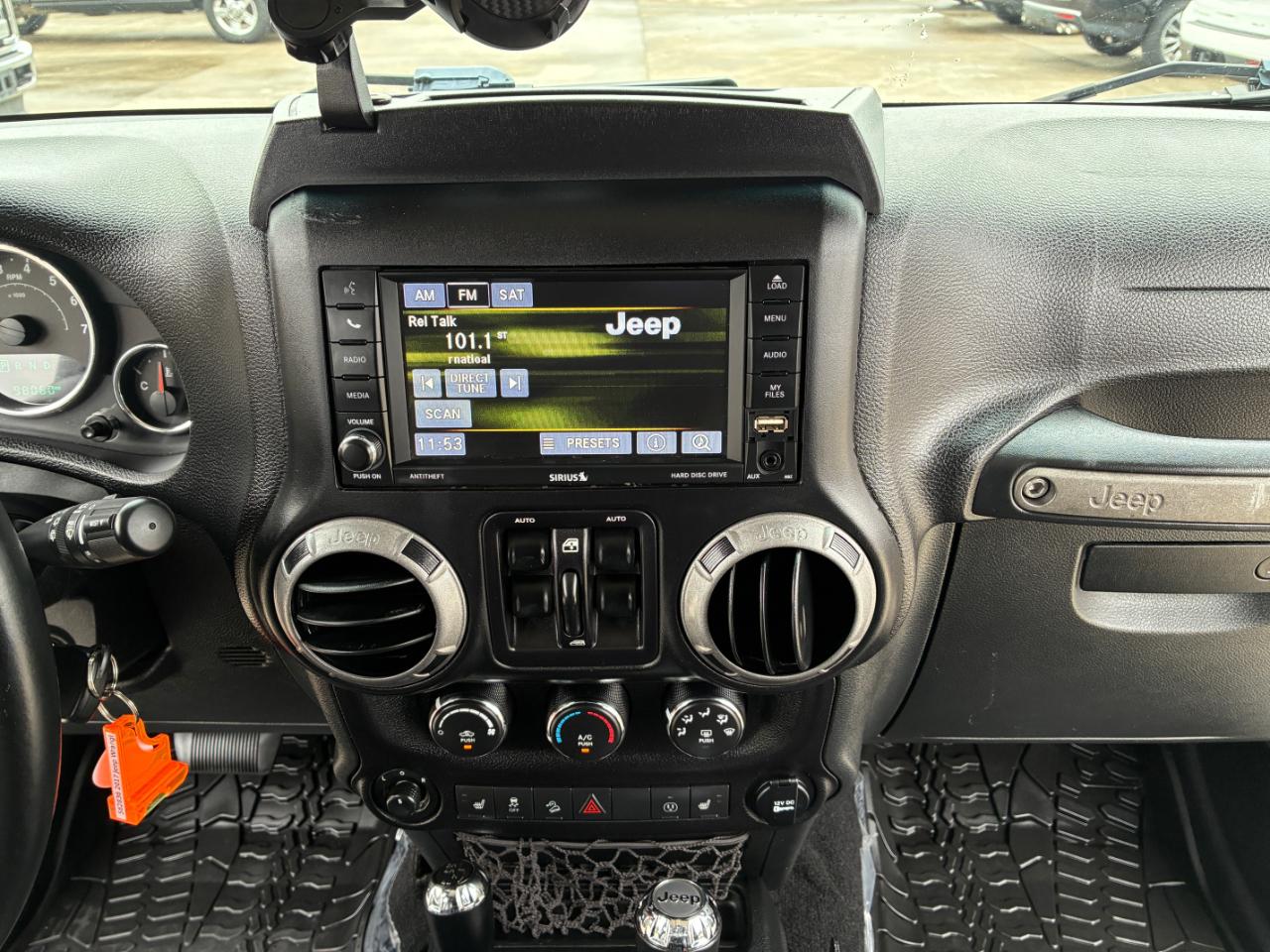 Jeep Wrangler  2017