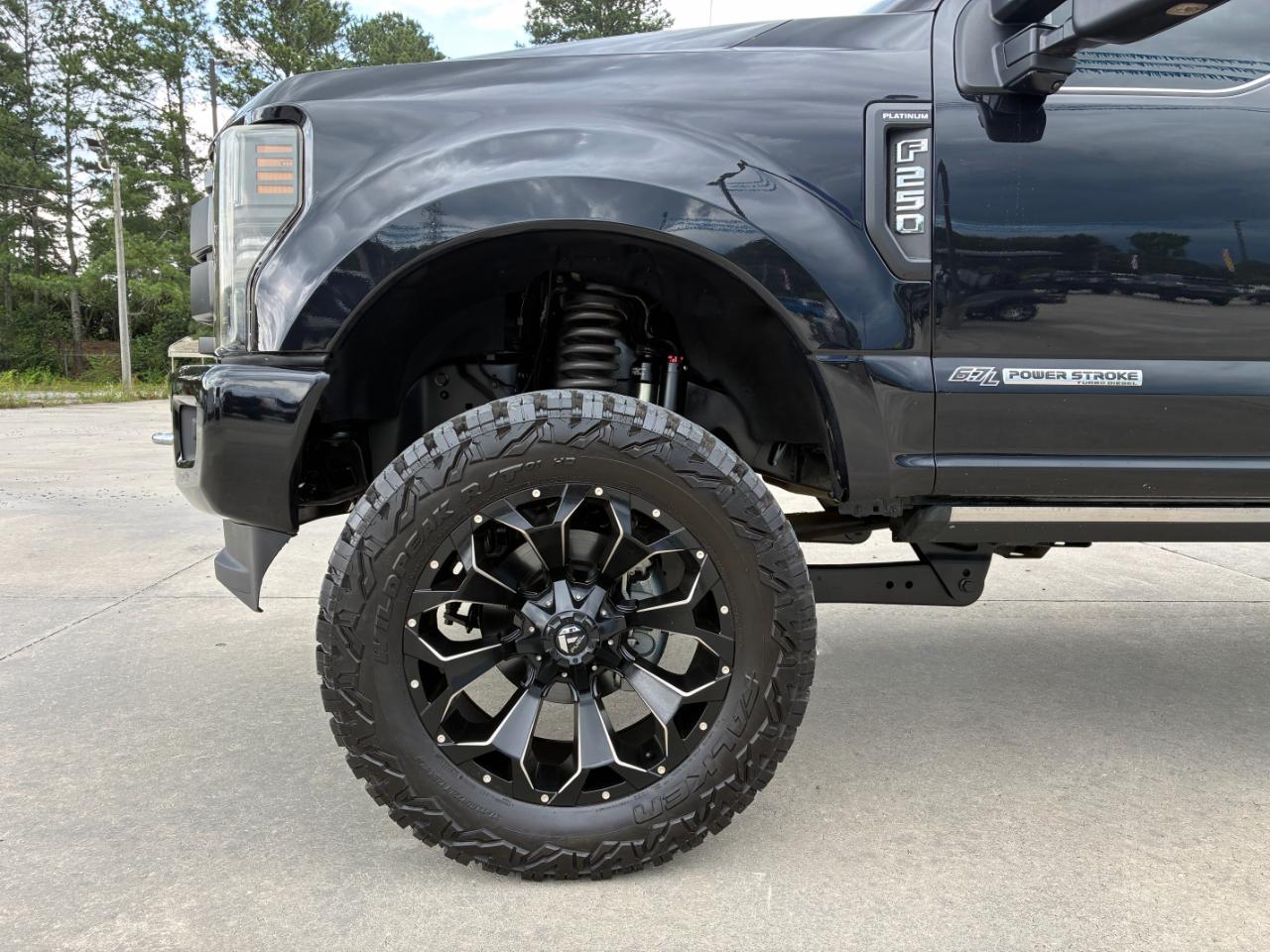 Ford F-250 SD Platinum 2019