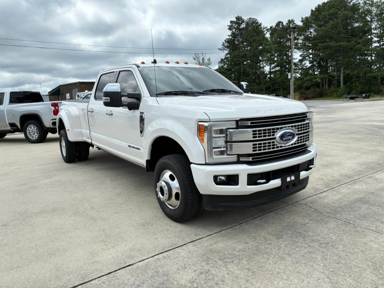 Ford F-350 SD Platinum 2019
