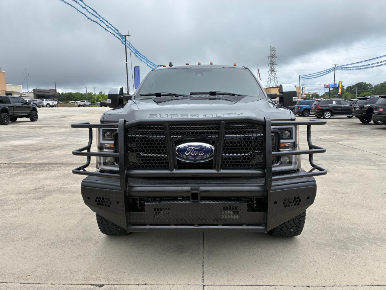 Ford F-250 SD Lariat 2019