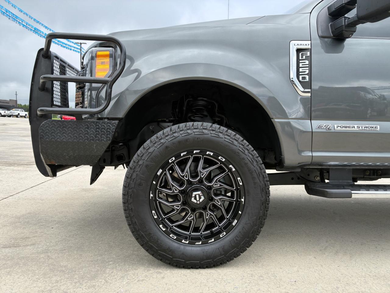 Ford F-250 SD Lariat 2019
