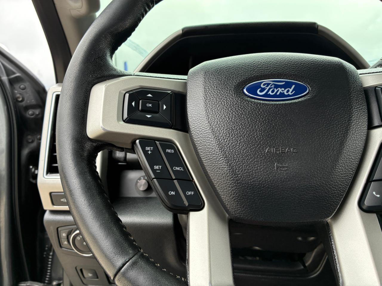 Ford F-250 SD Lariat 2019