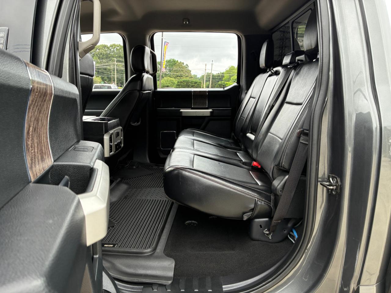 Ford F-250 SD Lariat 2019