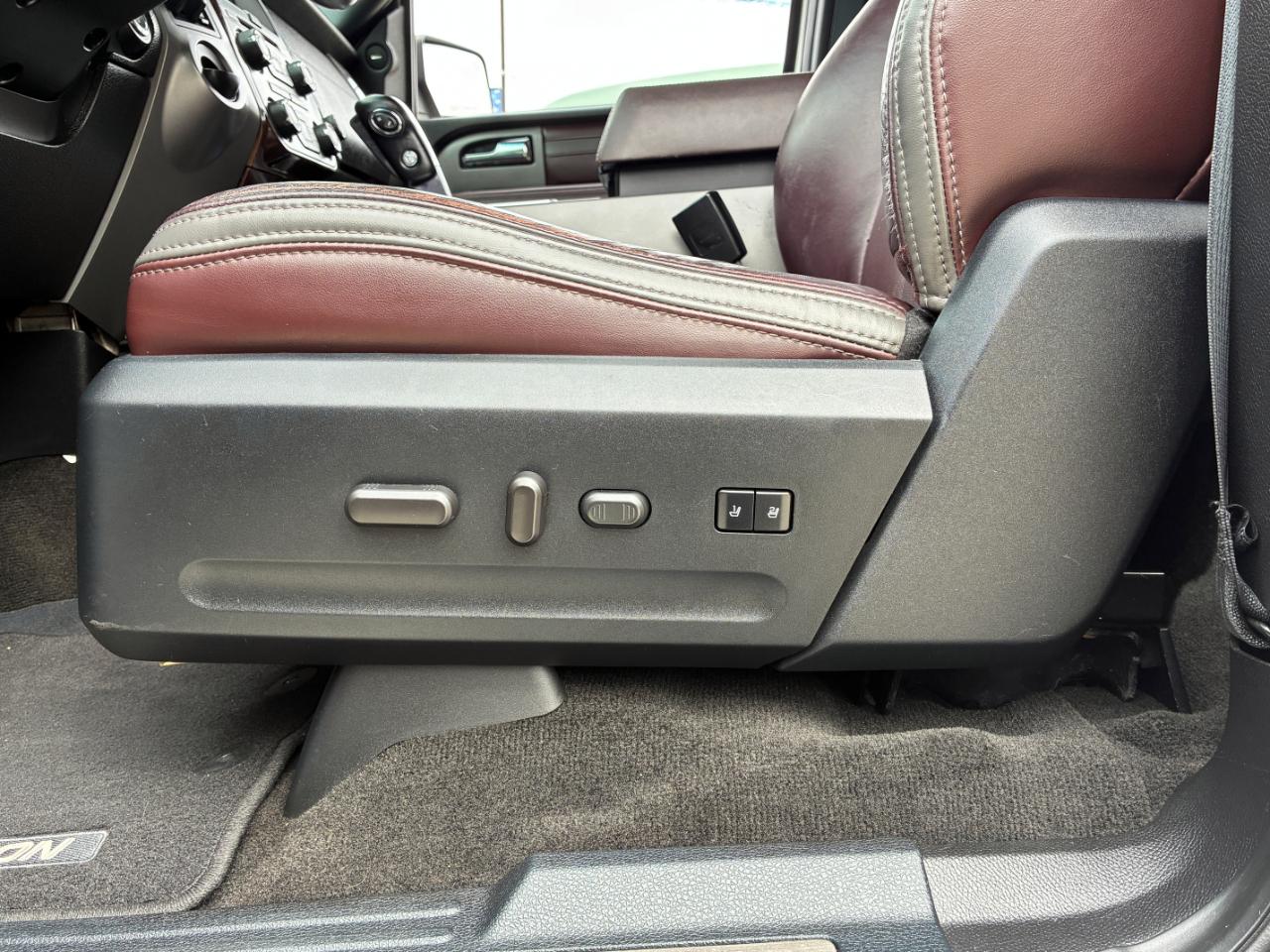Ford Expedition  2017