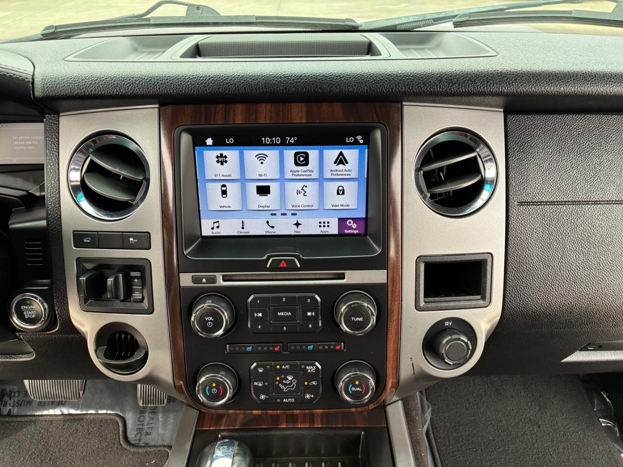 Ford Expedition  2017