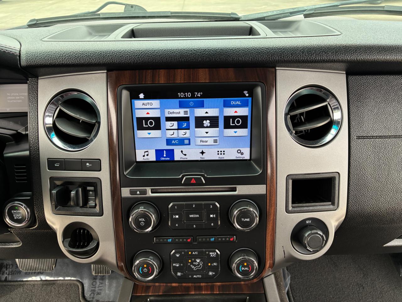 Ford Expedition  2017