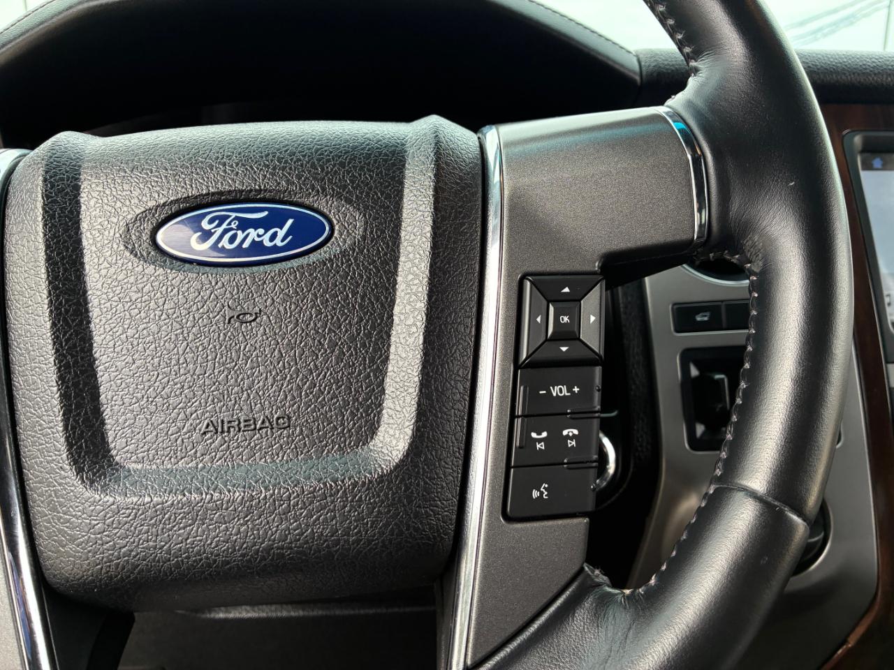 Ford Expedition  2017