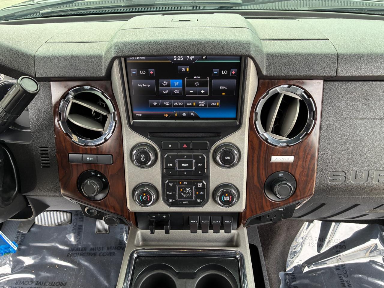 Ford F-250 SD Lariat 2016