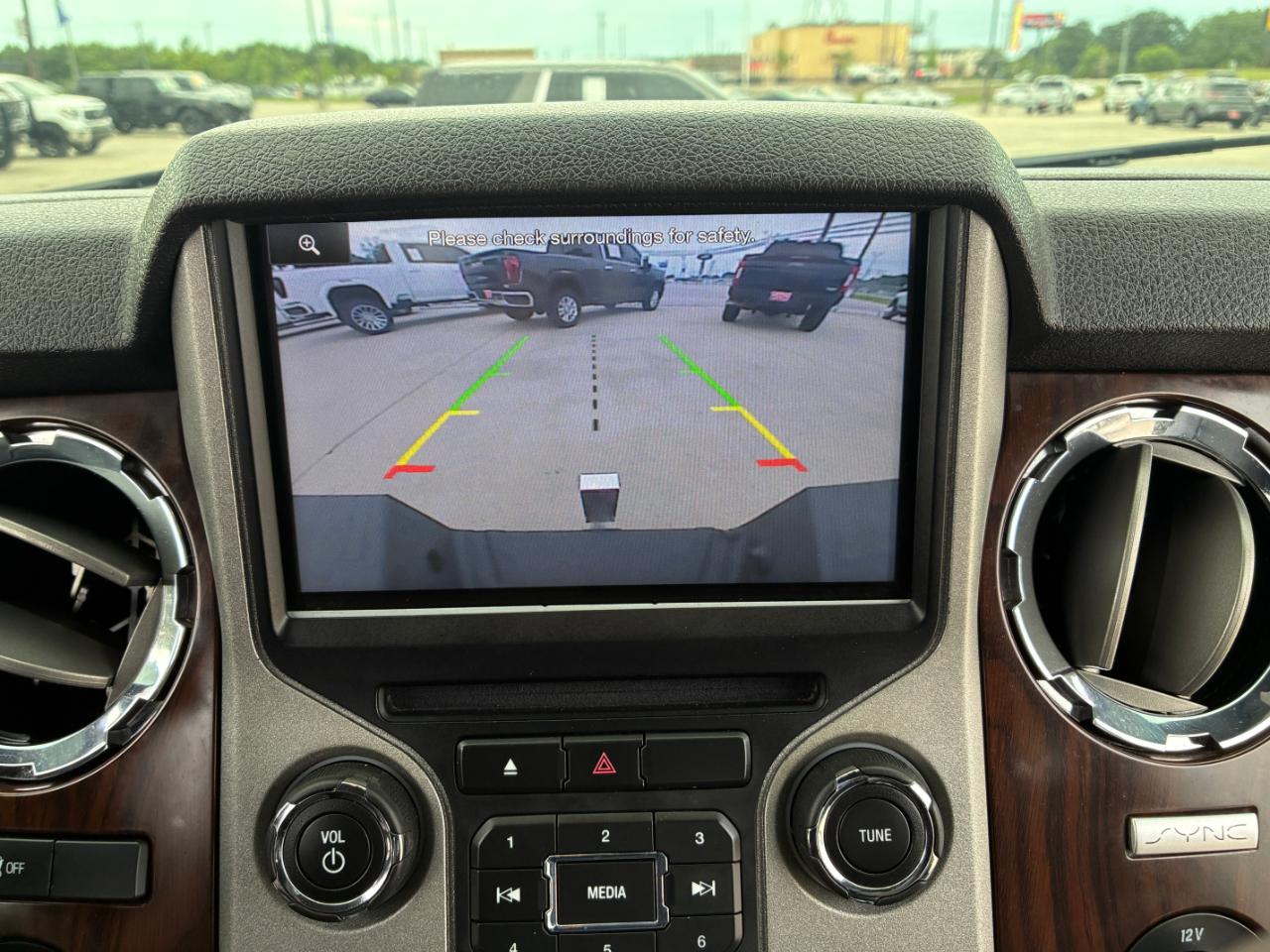 Ford F-250 SD Lariat 2016