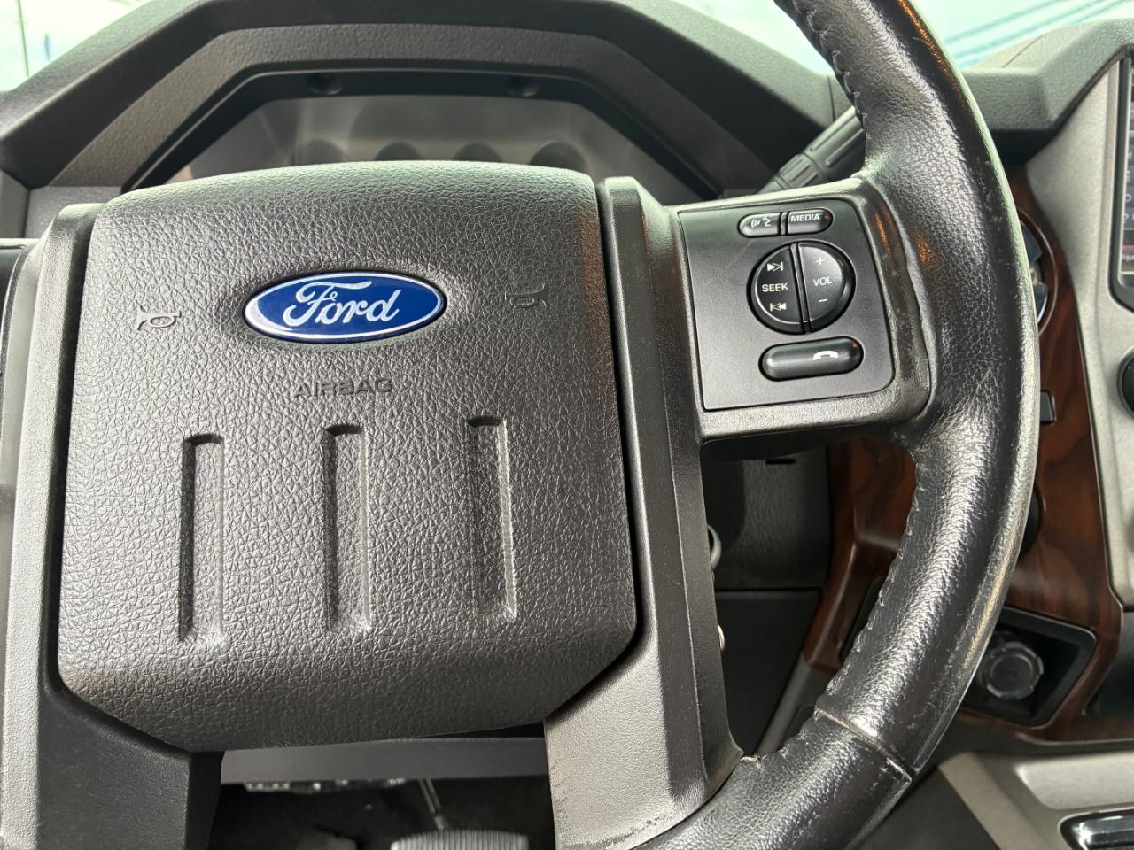 Ford F-250 SD Lariat 2016