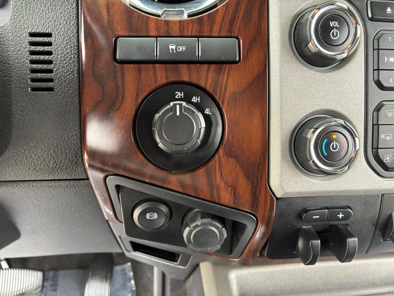 Ford F-250 SD Lariat 2016
