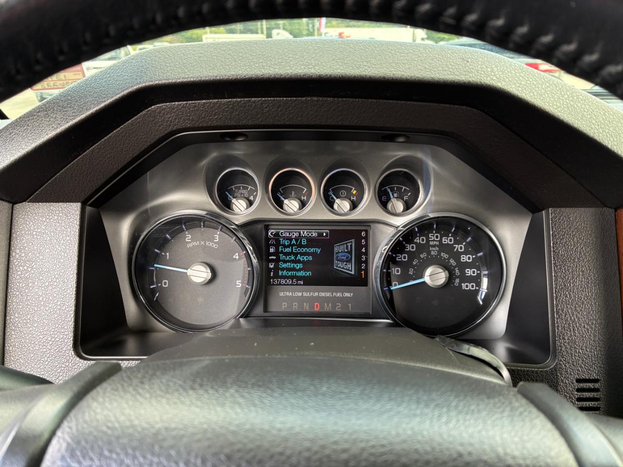 Ford F-250 SD Lariat 2016