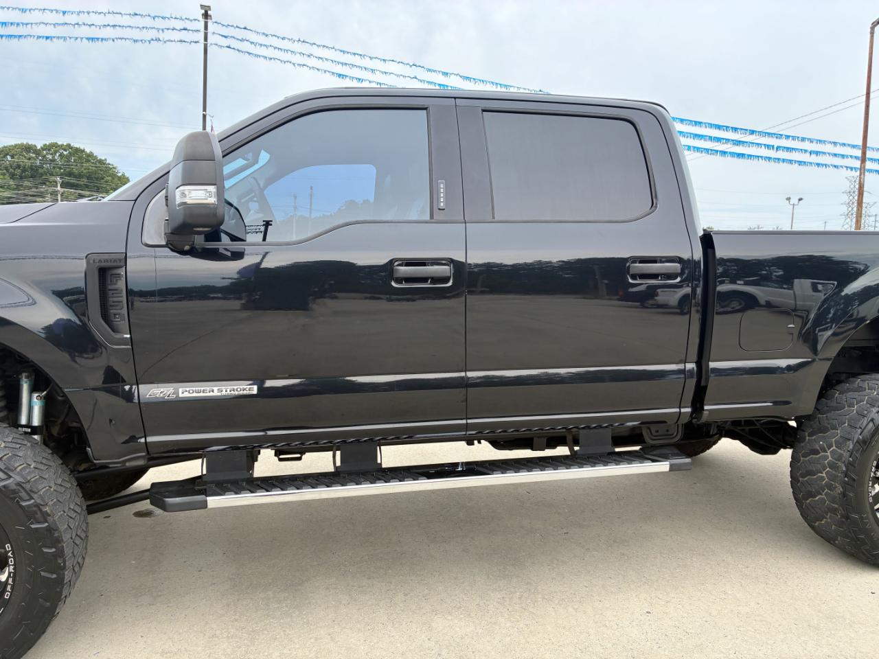Ford F-250 SD Lariat 2019