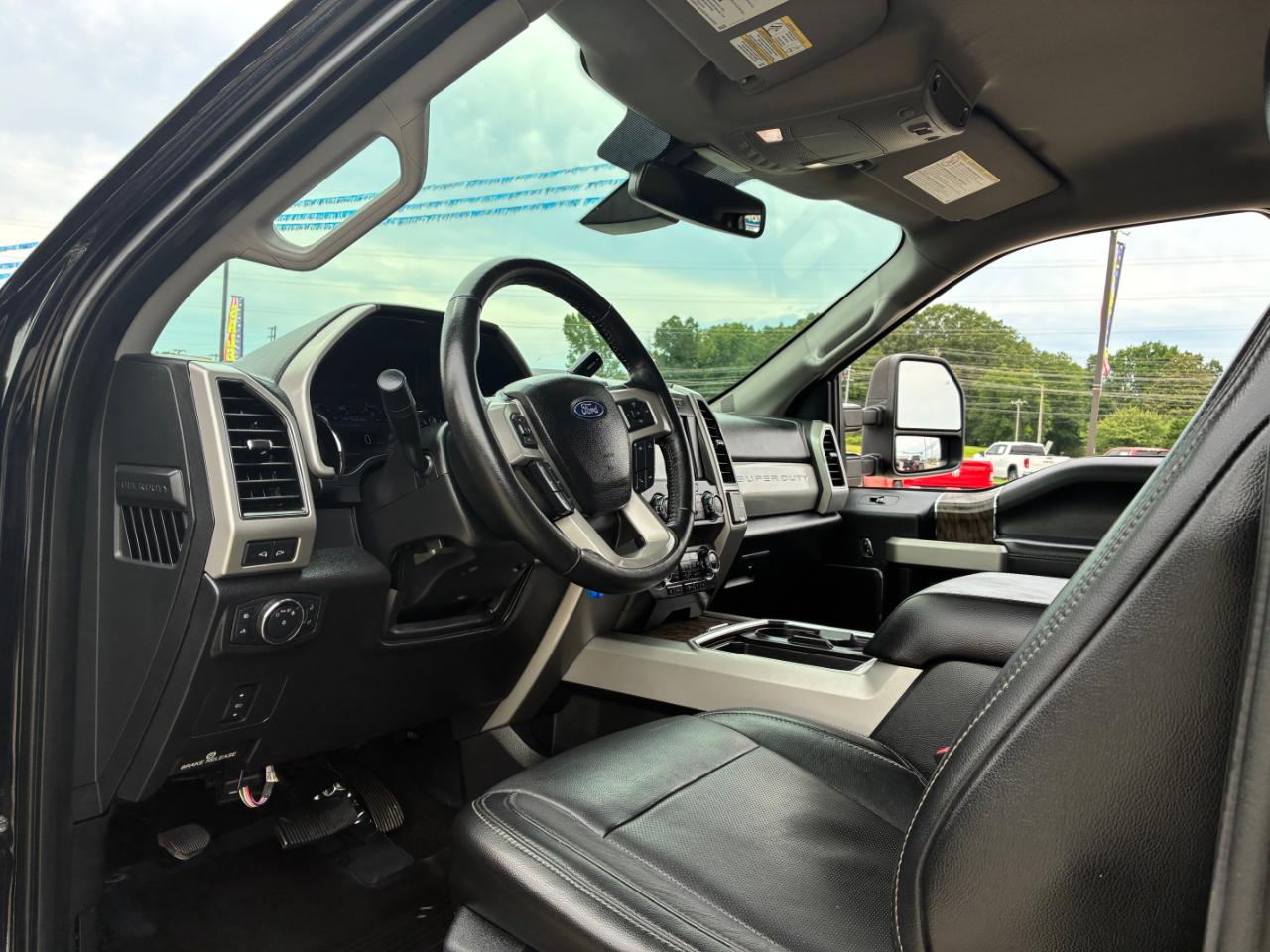 Ford F-250 SD Lariat 2019