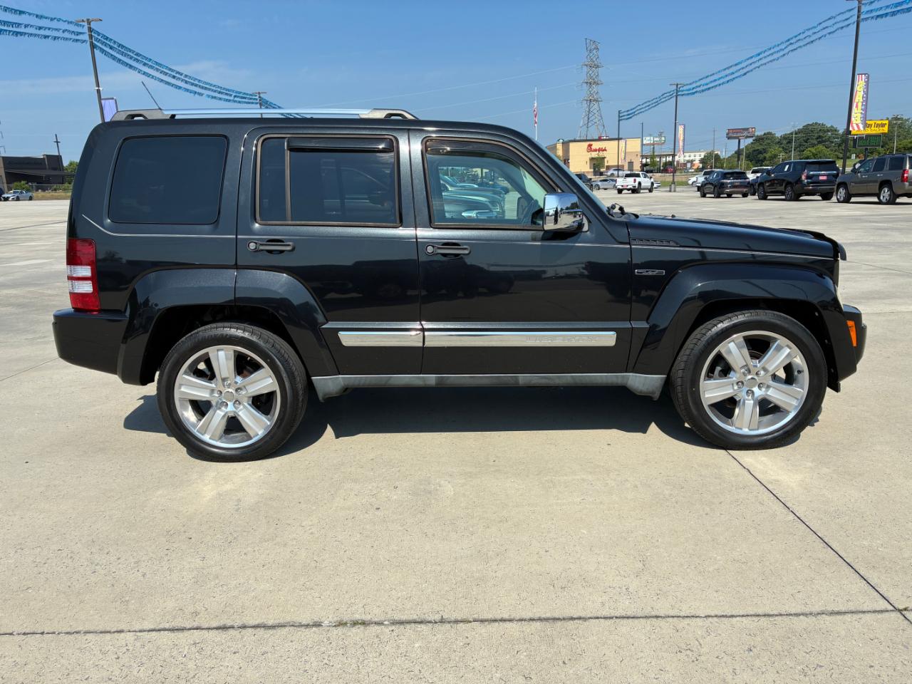 Jeep Liberty  2011