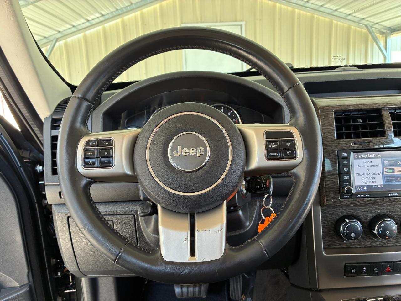 Jeep Liberty  2011
