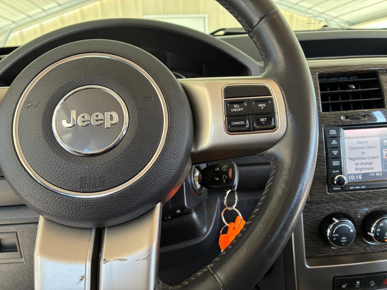 Jeep Liberty  2011