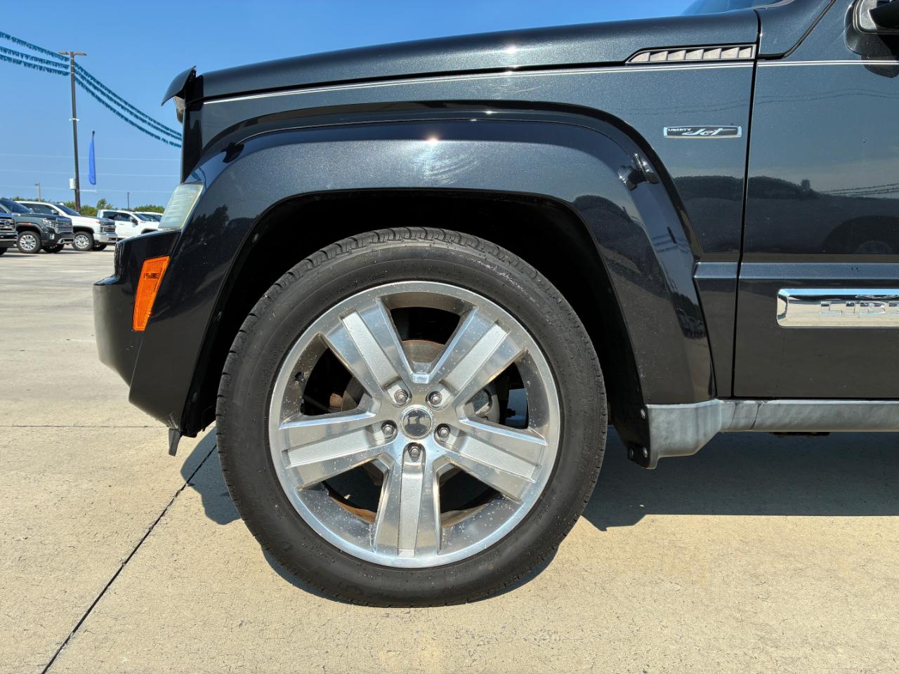 Jeep Liberty  2011