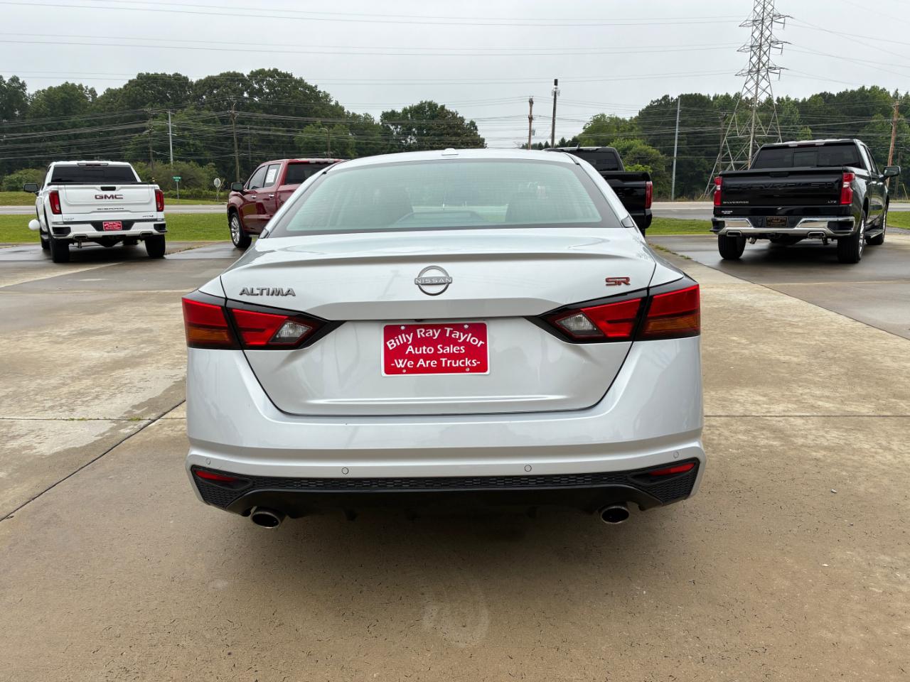 Nissan Altima  2024