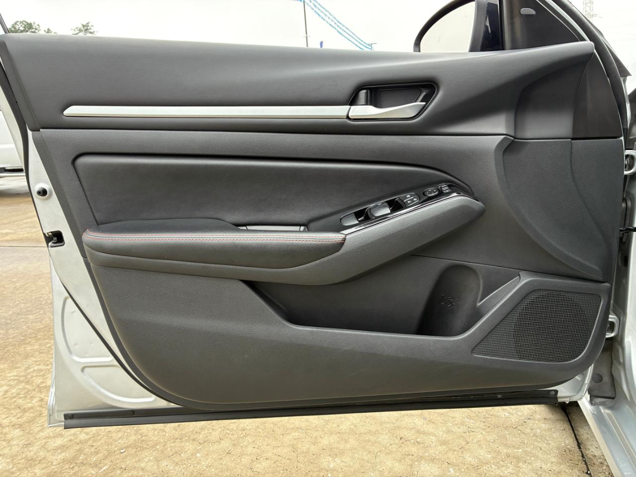 Nissan Altima  2024
