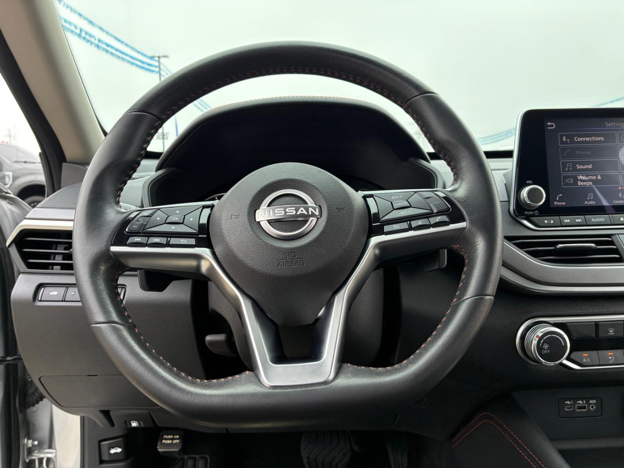 Nissan Altima  2024