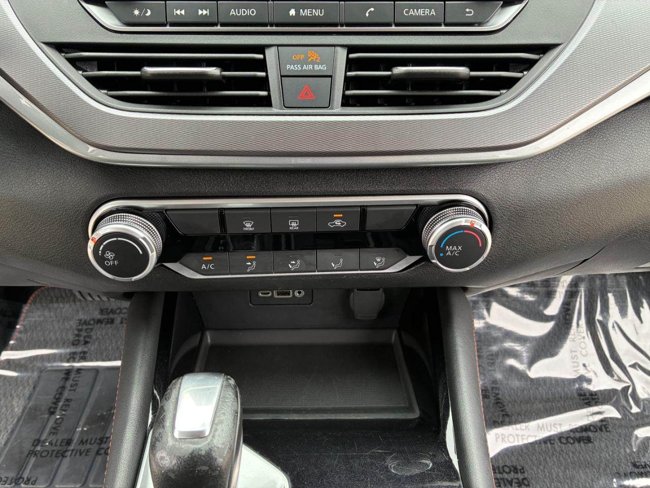Nissan Altima  2024