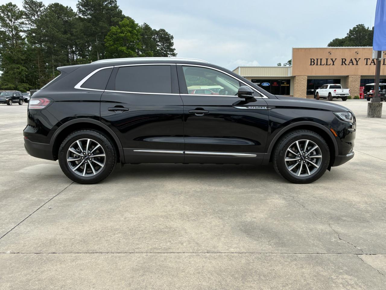 Lincoln Nautilus  2021