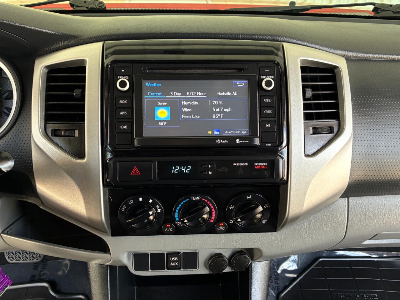 Toyota Tacoma  2014