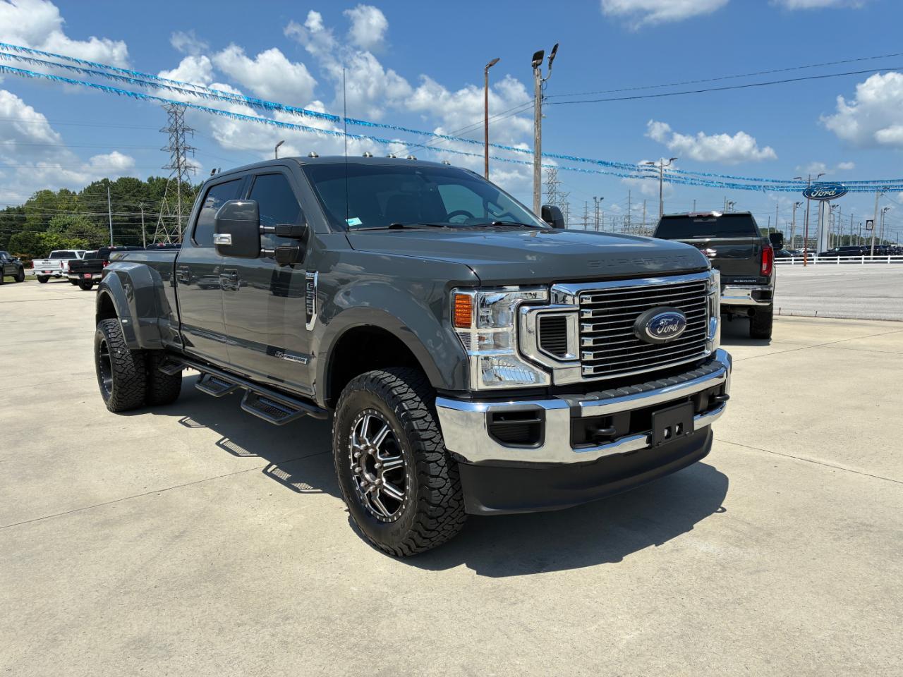 Ford F-350 SD Lariat 2021
