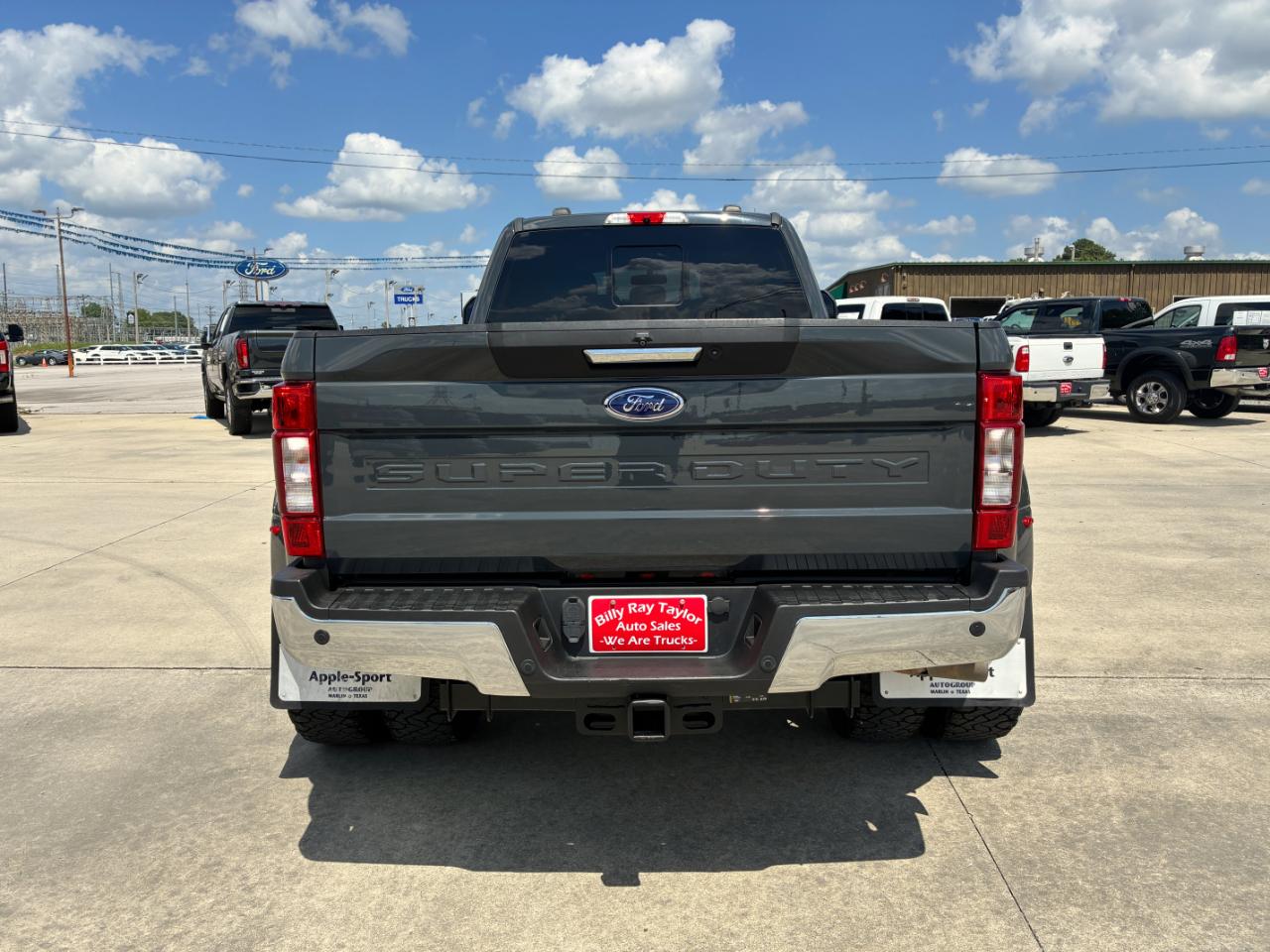Ford F-350 SD Lariat 2021