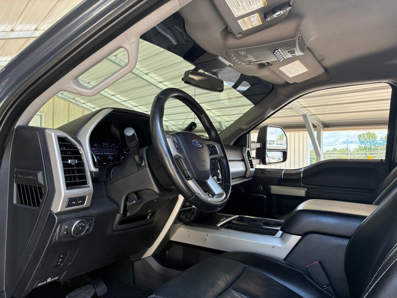 Ford F-350 SD Lariat 2021