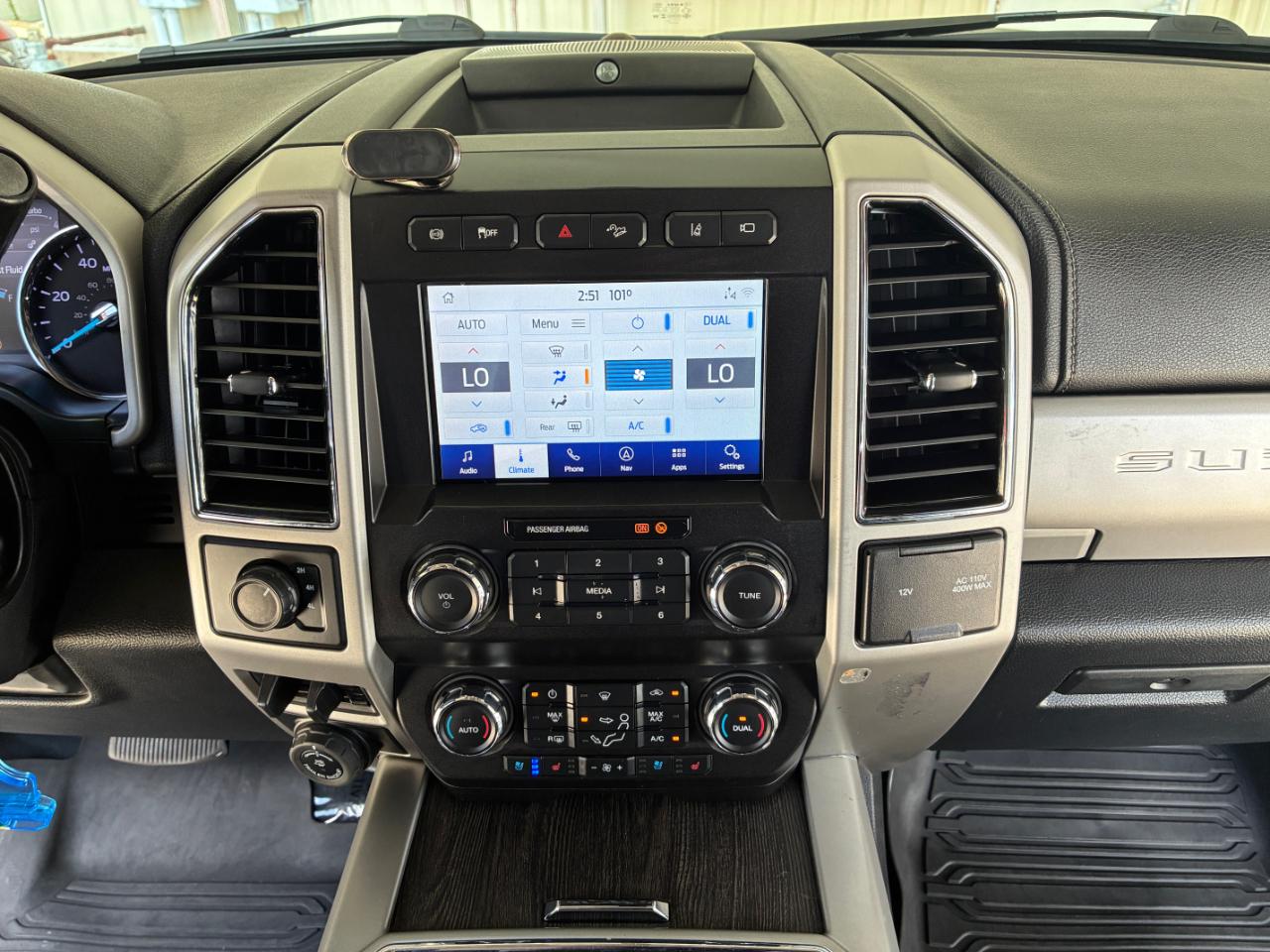 Ford F-350 SD Lariat 2021