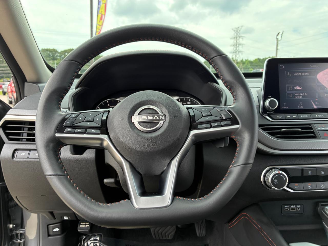 Nissan Altima  2024