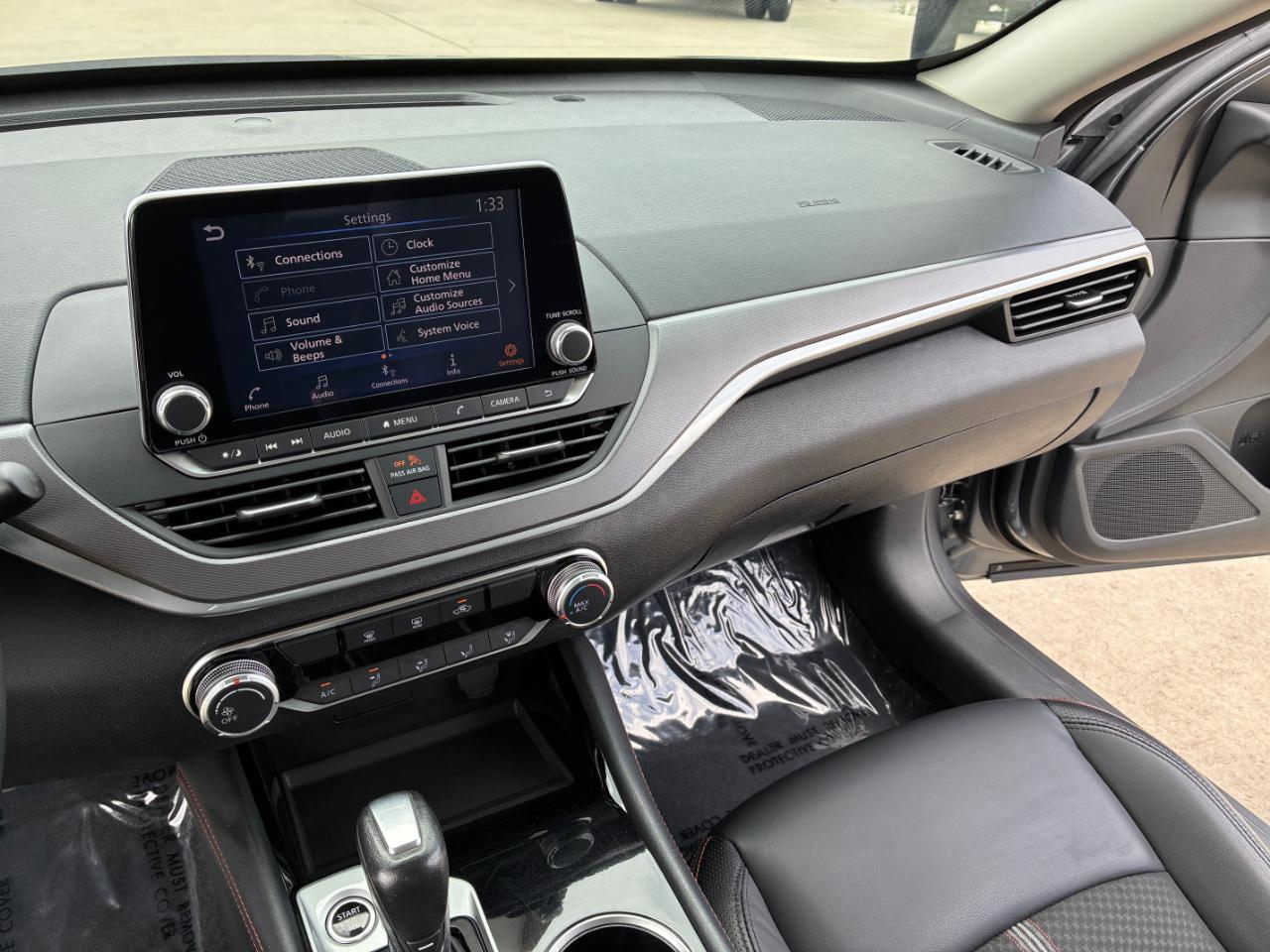 Nissan Altima  2024