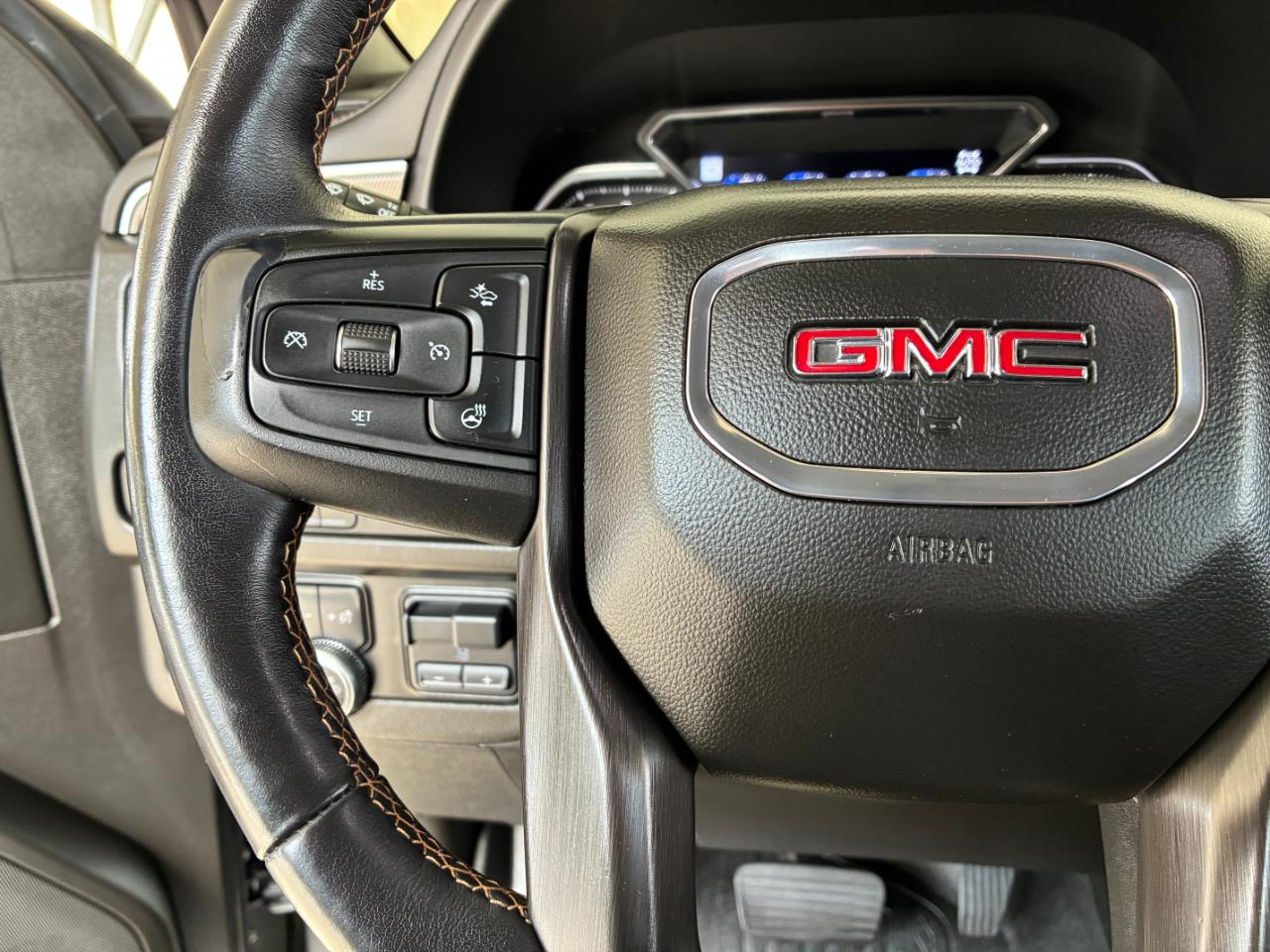 GMC Yukon  2021