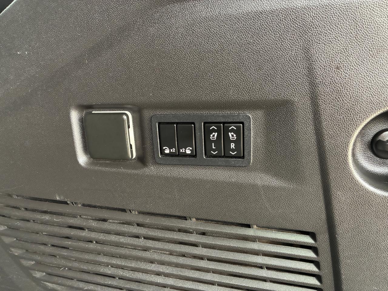 Chevrolet Tahoe  2021