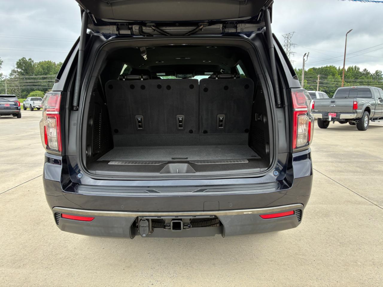 Chevrolet Tahoe  2021