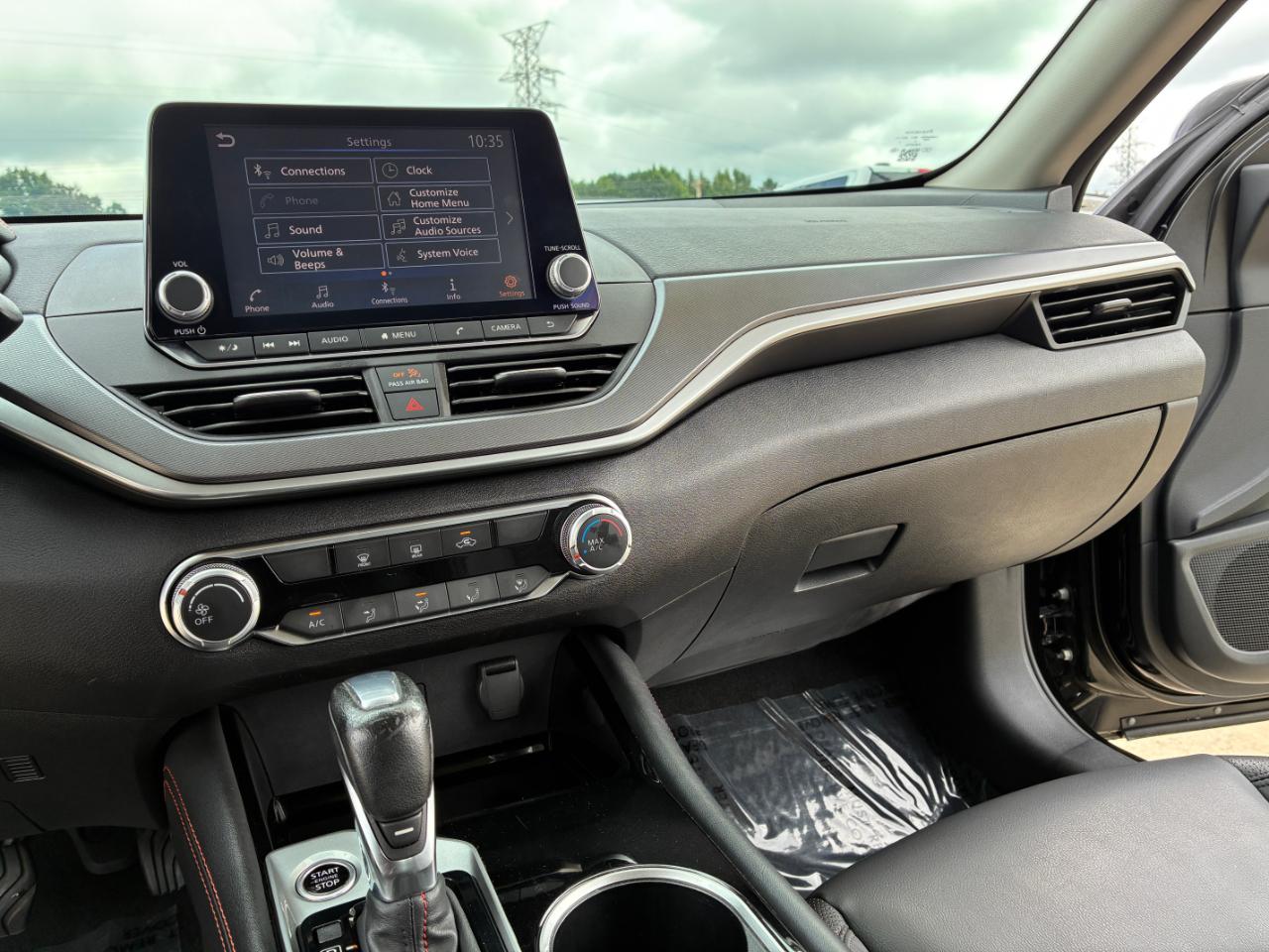 Nissan Altima SR 2023