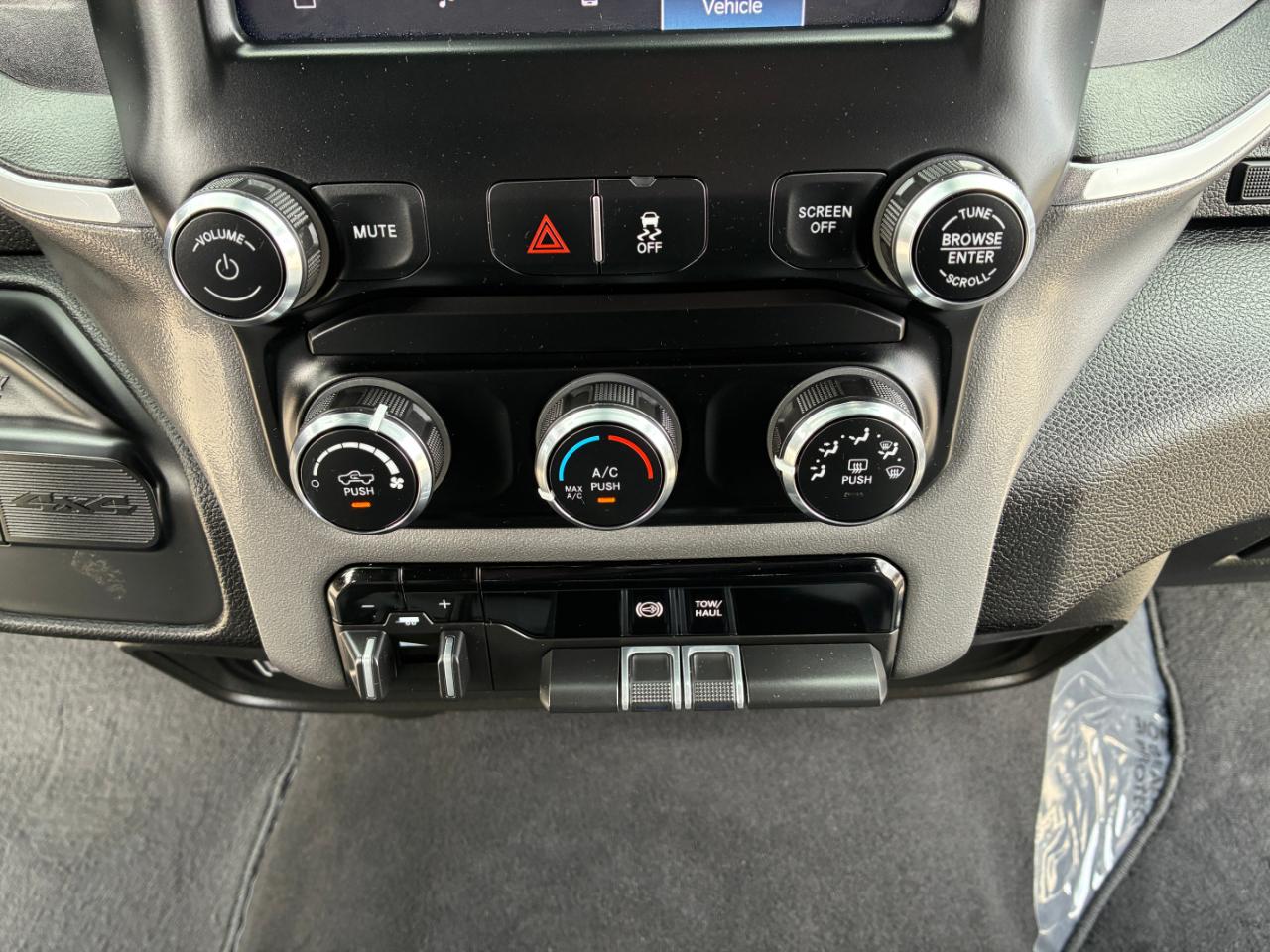 RAM 2500 Big Horn 2024