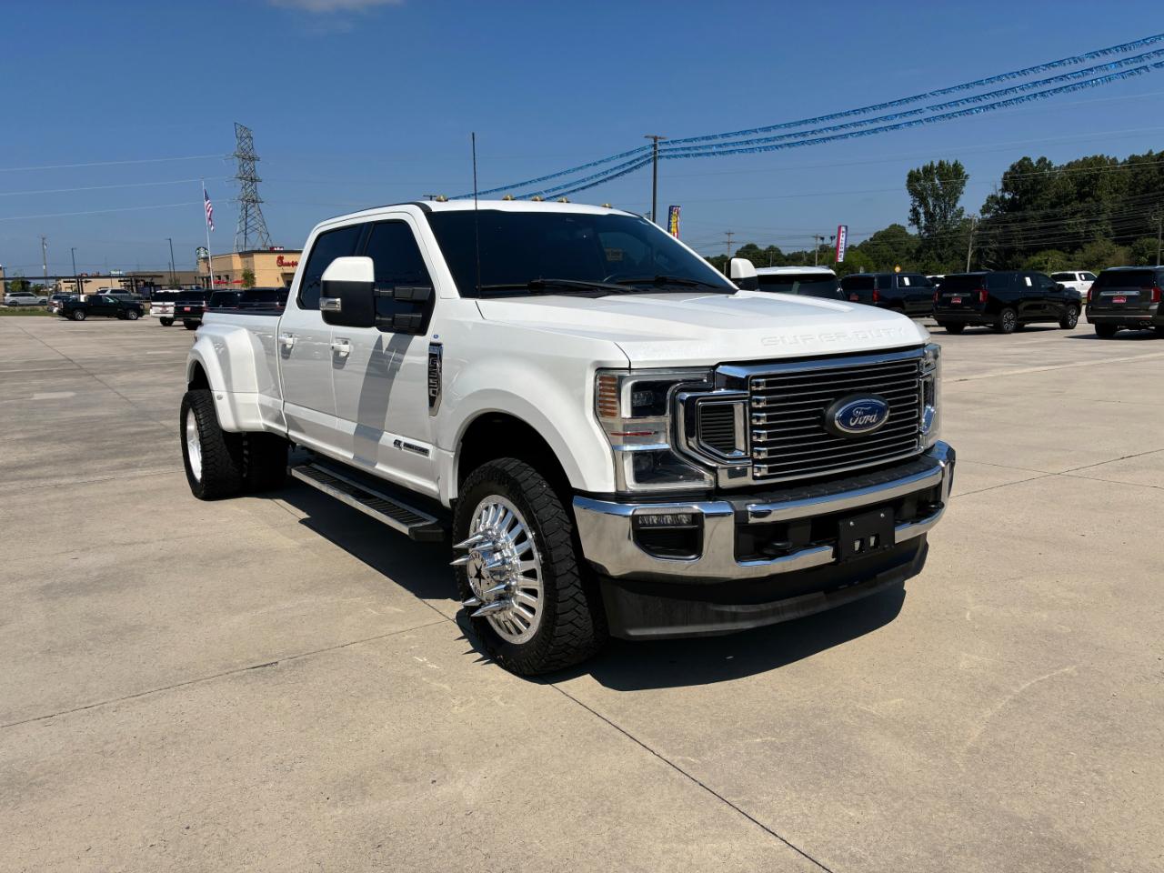 Ford F-350 SD Lariat 2022