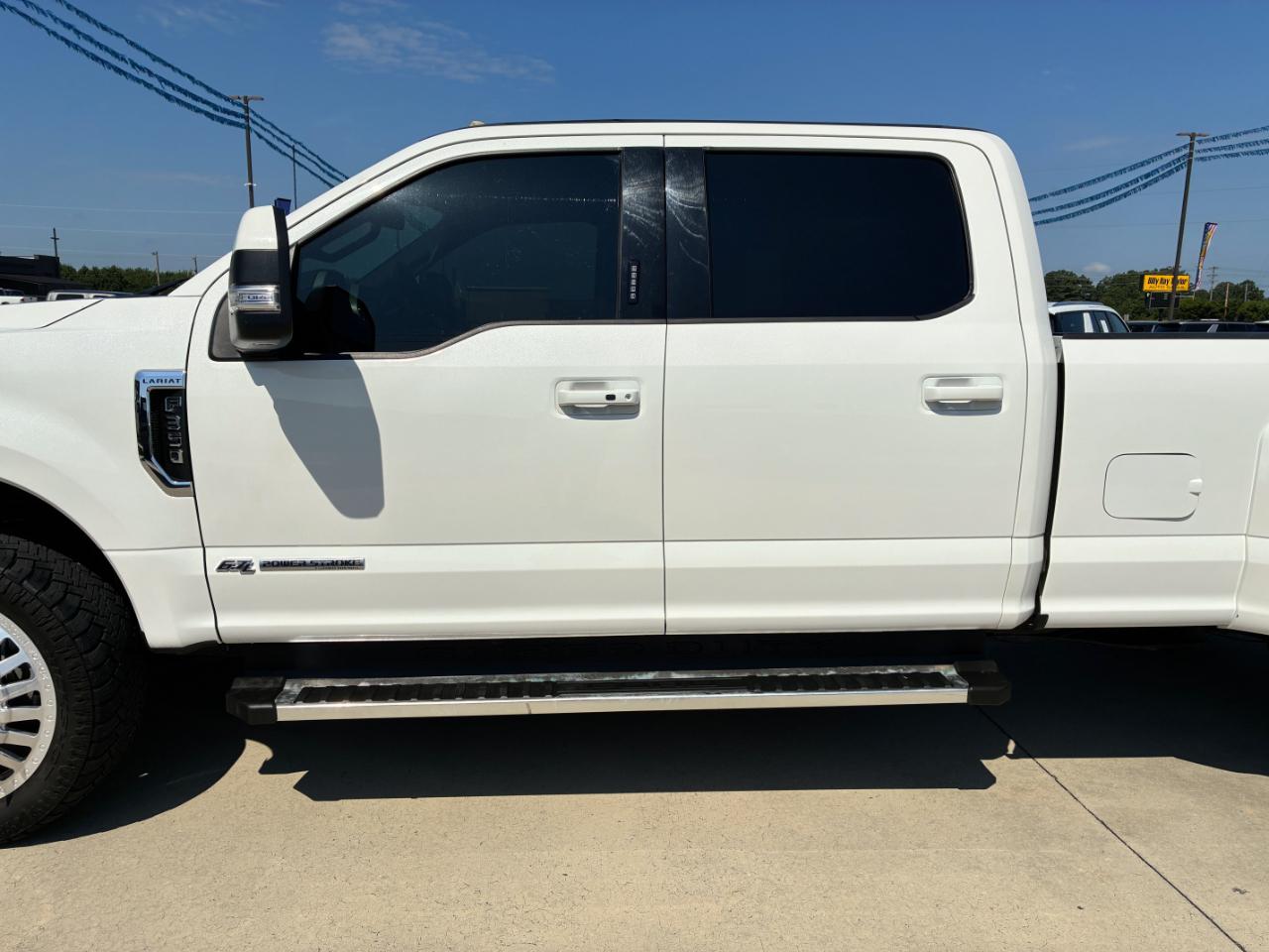 Ford F-350 SD Lariat 2022