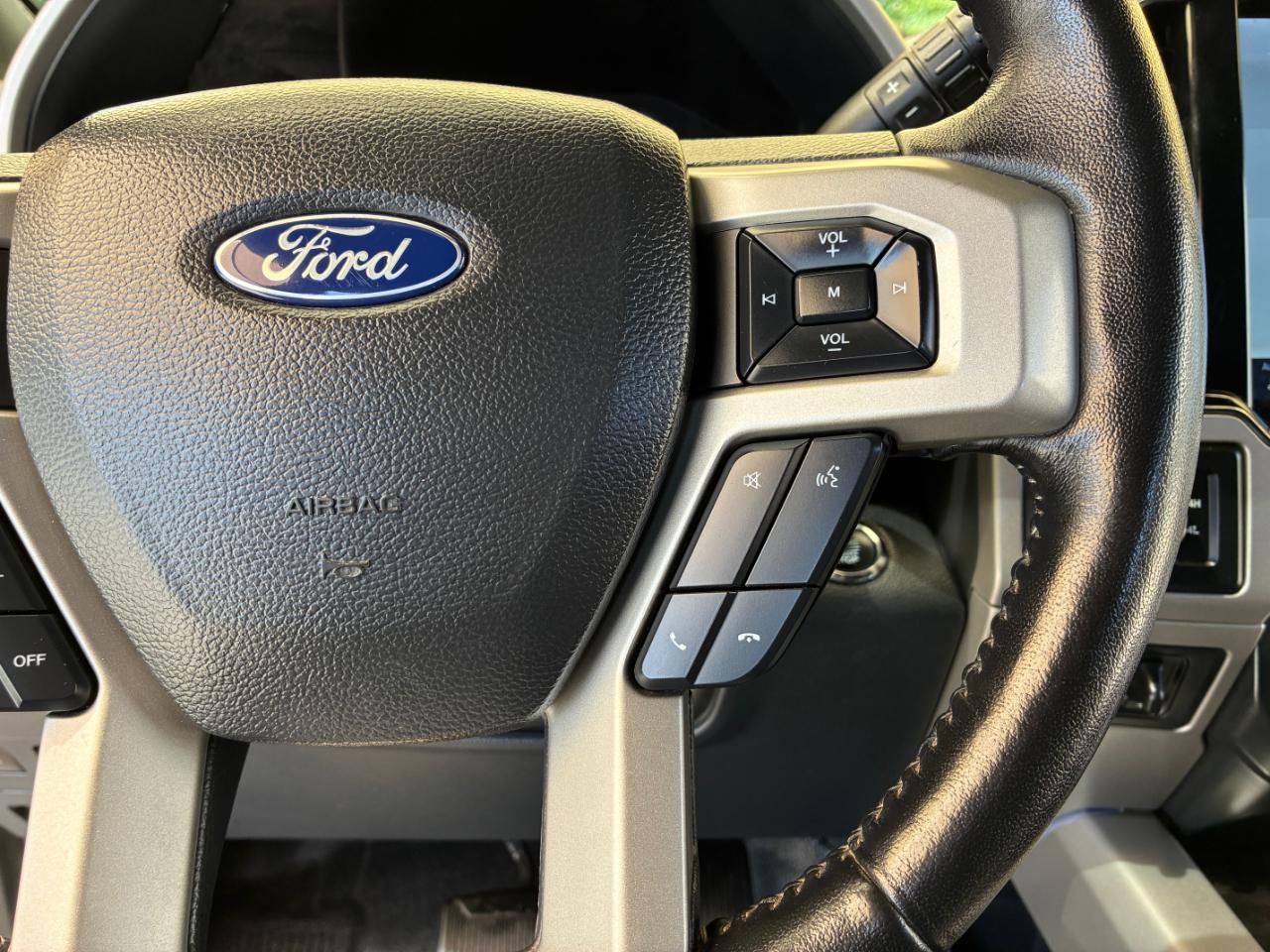 Ford F-350 SD Lariat 2022
