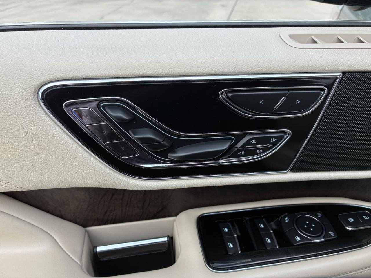 Lincoln Navigator  2019