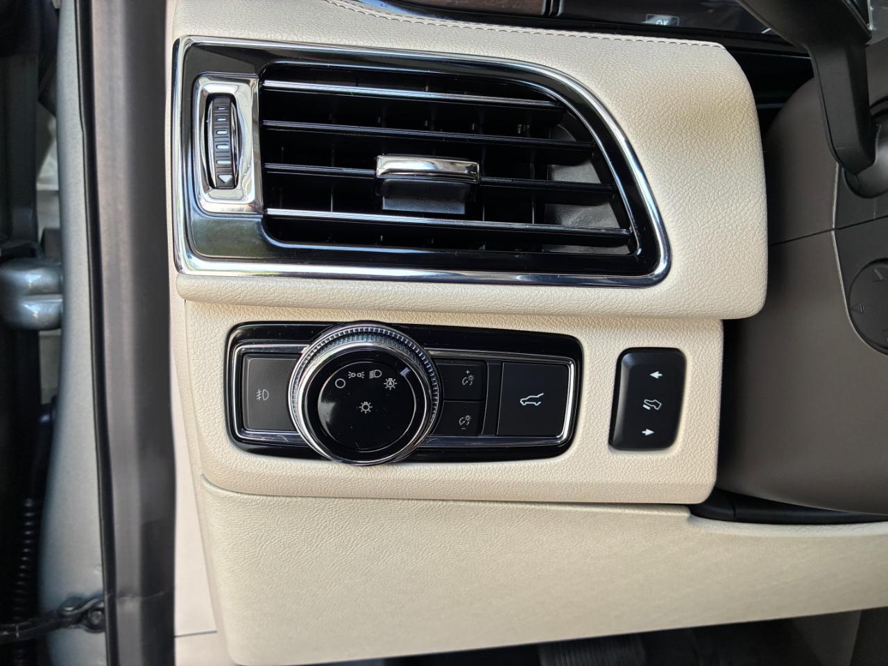Lincoln Navigator  2019