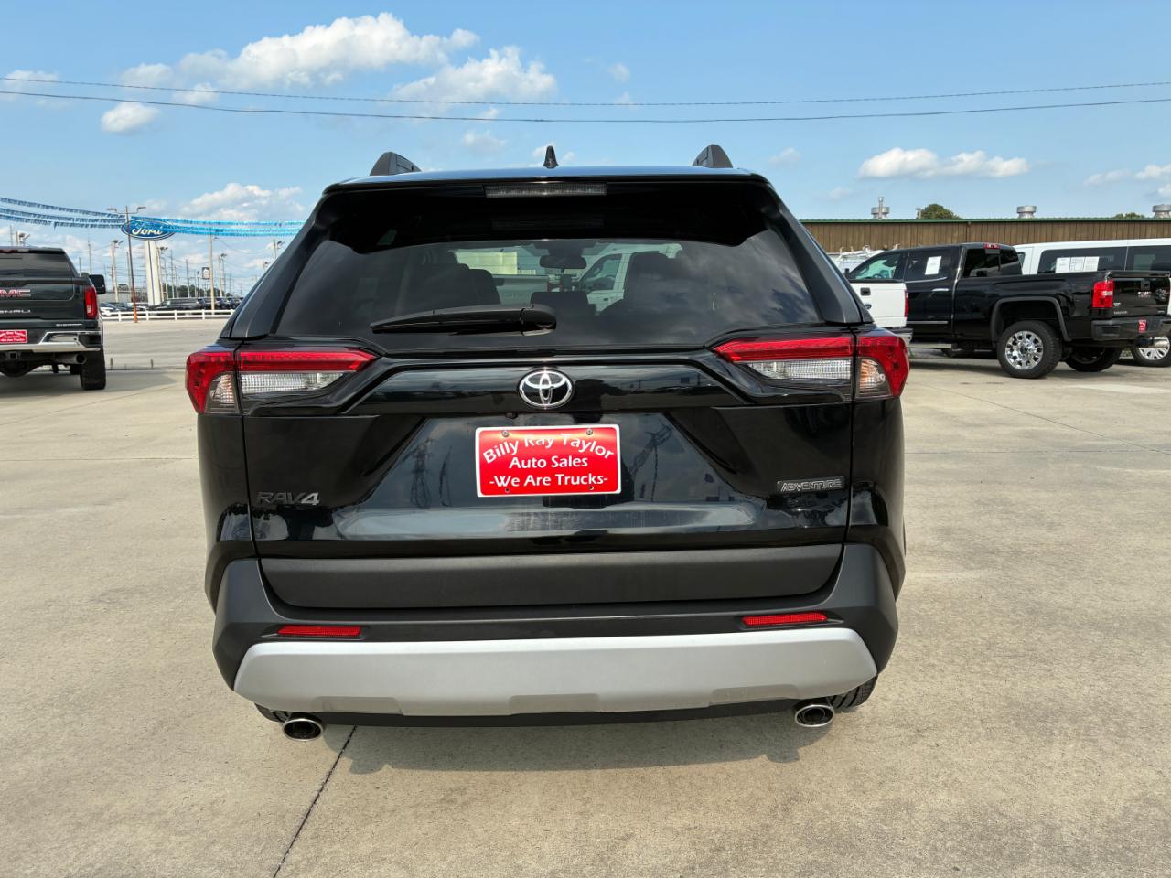 Toyota RAV4  2024