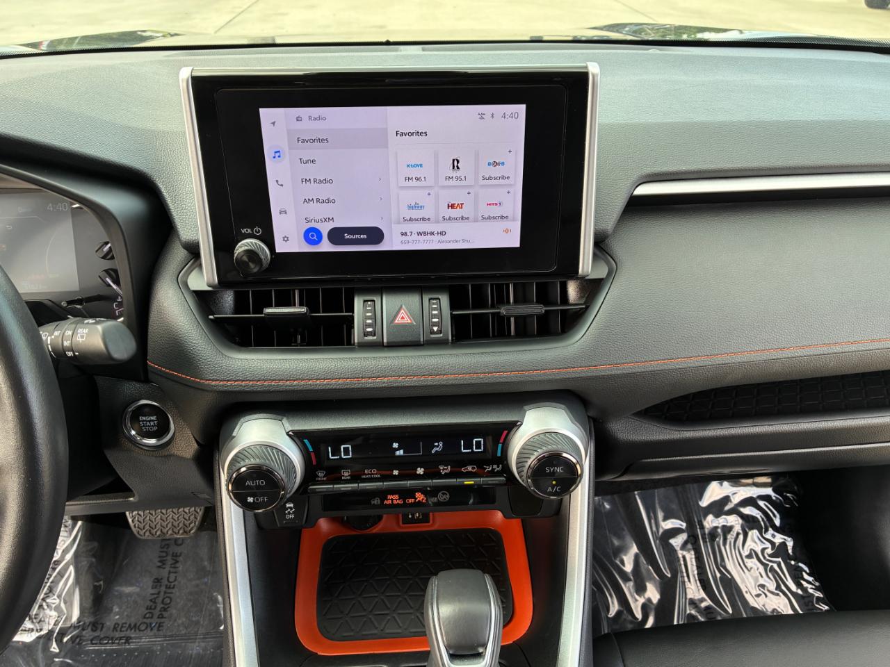 Toyota RAV4  2024
