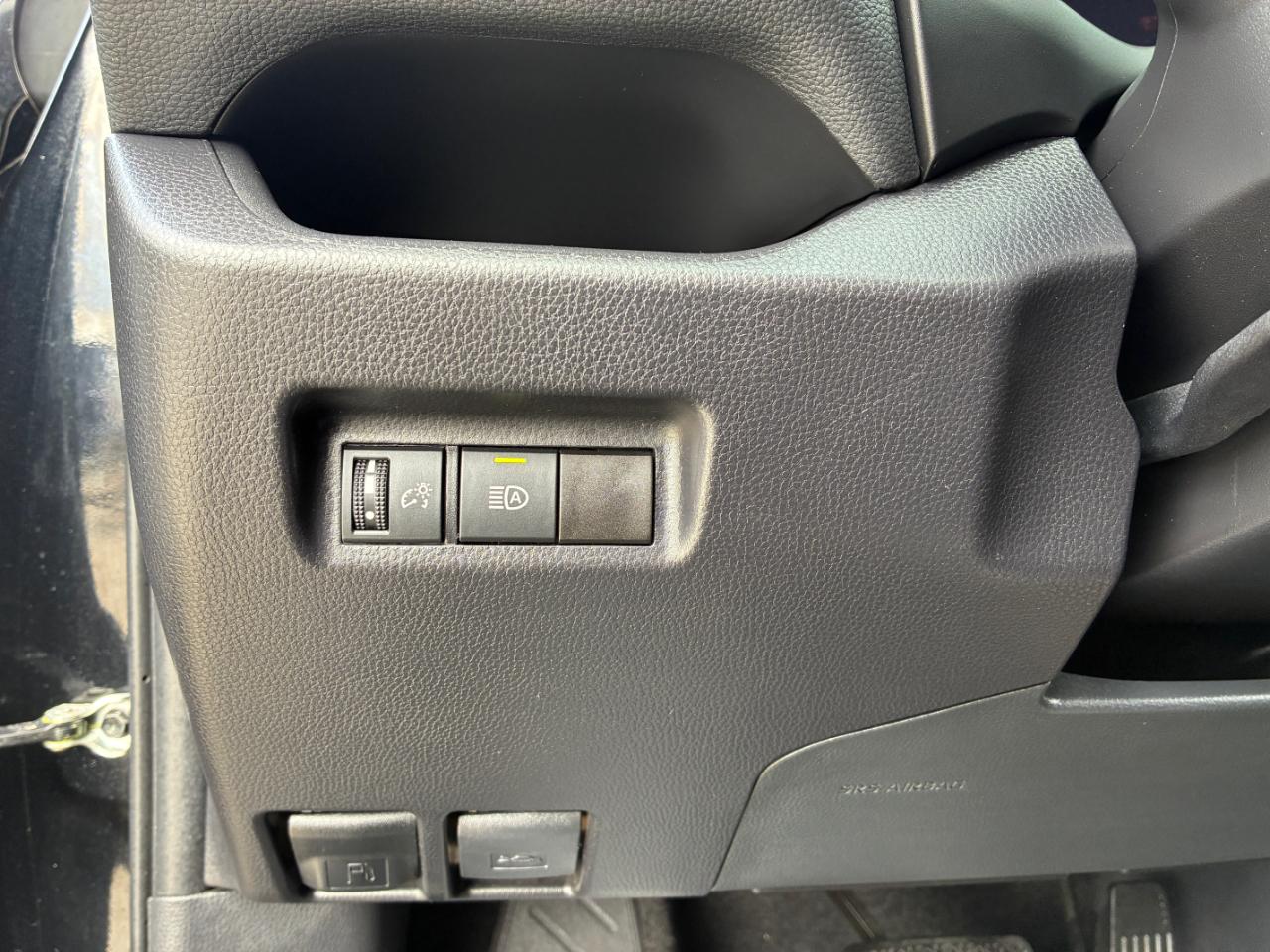 Toyota RAV4  2024