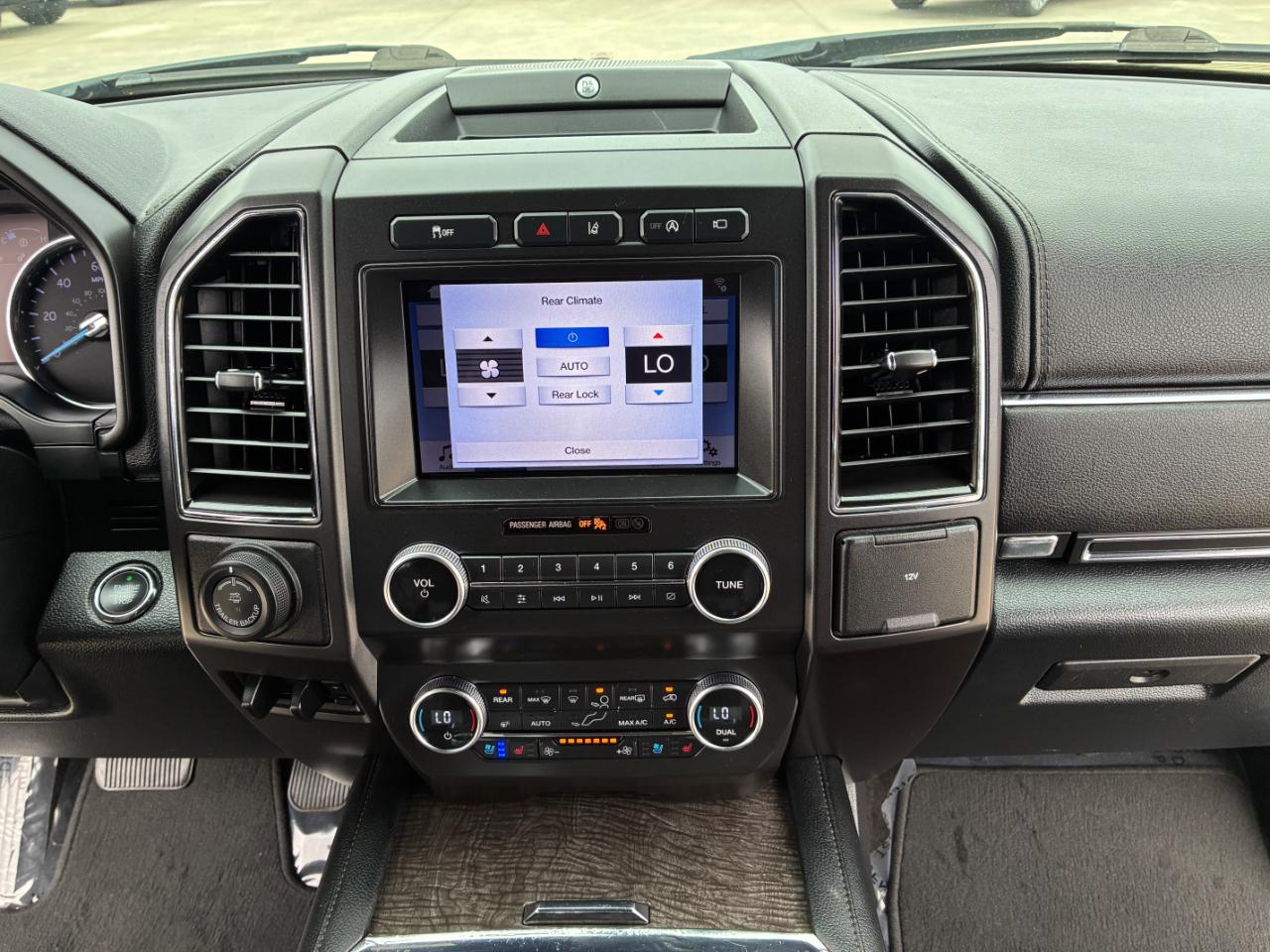 Ford Expedition  2019